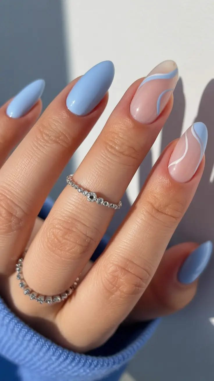 Elegant manicure with soft pink tones